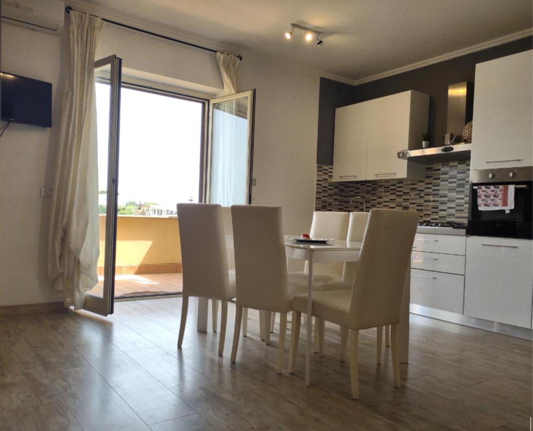 Appartamento Fco Airport - Casa Di Febo Fiumicino Esterno foto